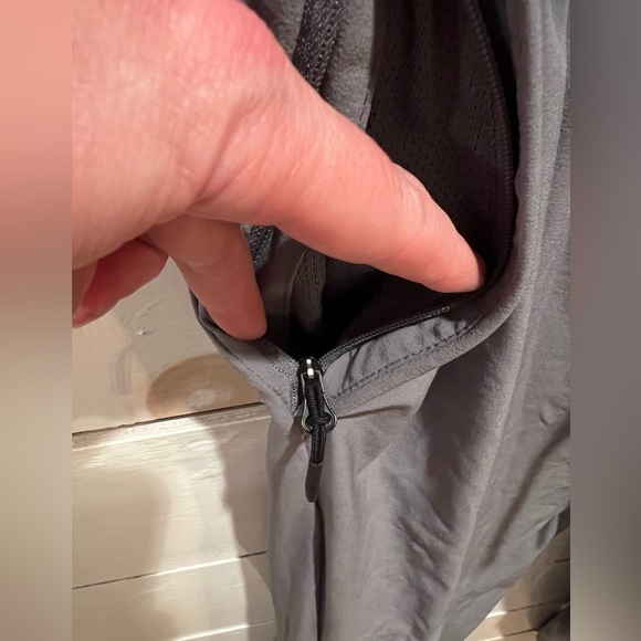 Women’s Nike Dri Fit XL jogger style loose pants, gray, GUC, zippers, casual - Picture 4 of 13